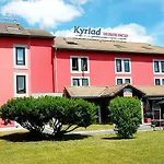 Enzo By Kyriad Direct Hotel Cannes-Ecluse