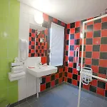 Enzo By Kyriad Direct Hotel 3*