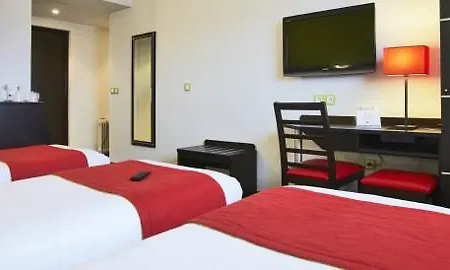 Enzo By Kyriad Direct Hotel Cannes-Ecluse