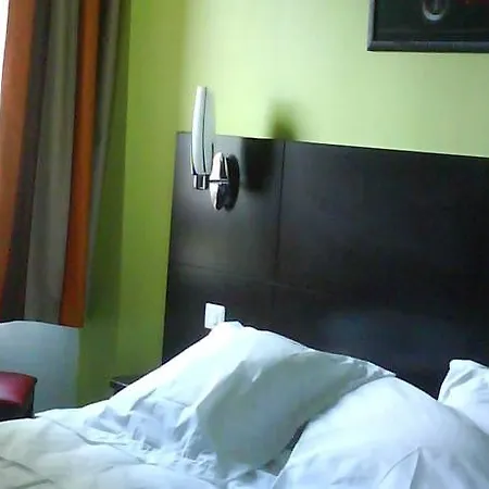 Hotel Enzo By Kyriad Direct 3*