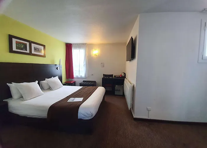 Enzo By Kyriad Direct 3*