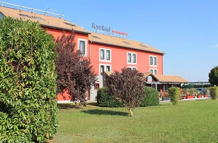 Enzo By Kyriad Direct Hotel 3*