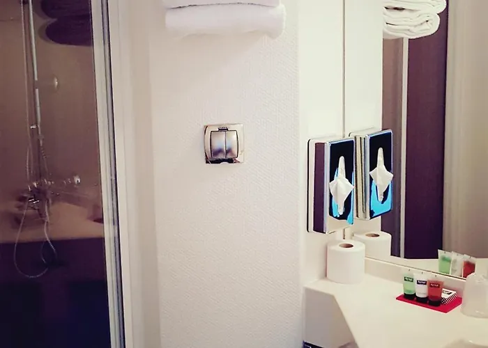 Enzo By Kyriad Direct 3* Cannes-Écluse