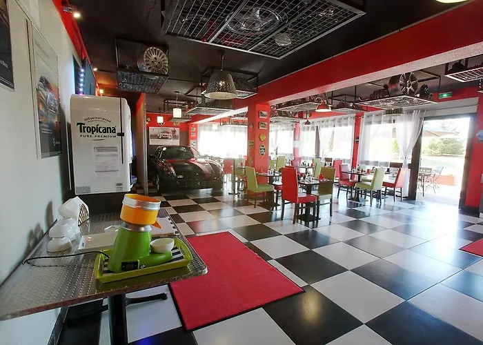 Enzo By Kyriad Direct Hotel